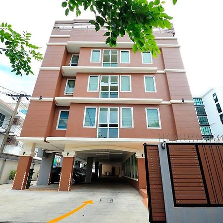 Aravinda Living Home Банкок Екстериор снимка