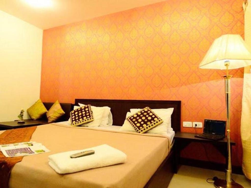 Aravinda Living Home Банкок Екстериор снимка